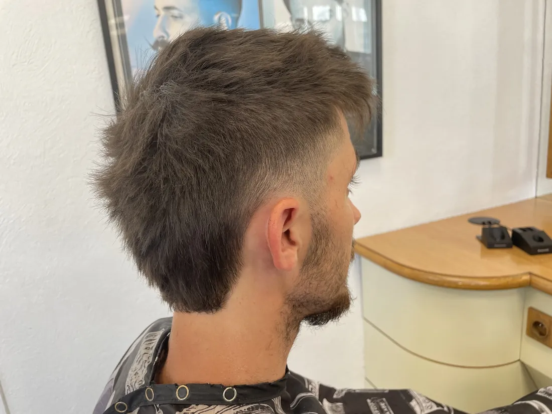 Coupe homme dégradée nette — Machin Coiffure, coiffeur à Calais